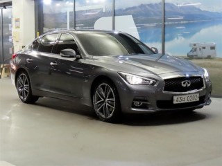 인피니티 Q50 2.2D 프리미엄 중고차 매물 사진