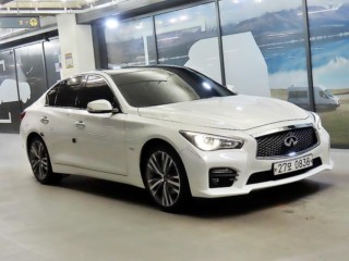 인피니티 Q50 2.2D 프리미엄 중고차 매물 사진